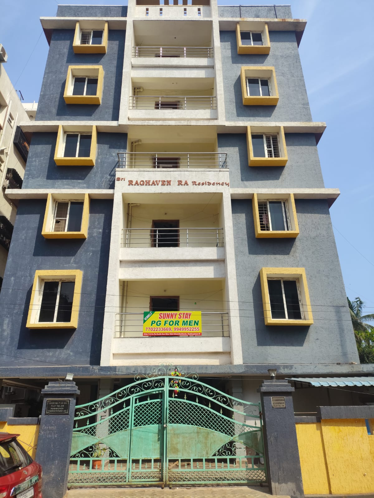 Sunny Stay Mens PG building exterior